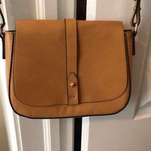 Small crossbody bag